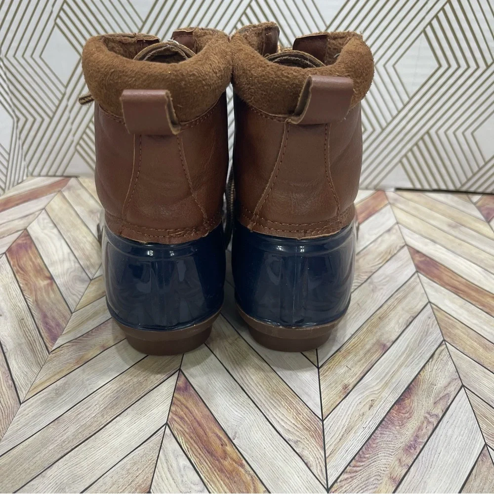 Wore only a few times Yokids size 1 Duck boots E7‎ - Picture 3 of 6